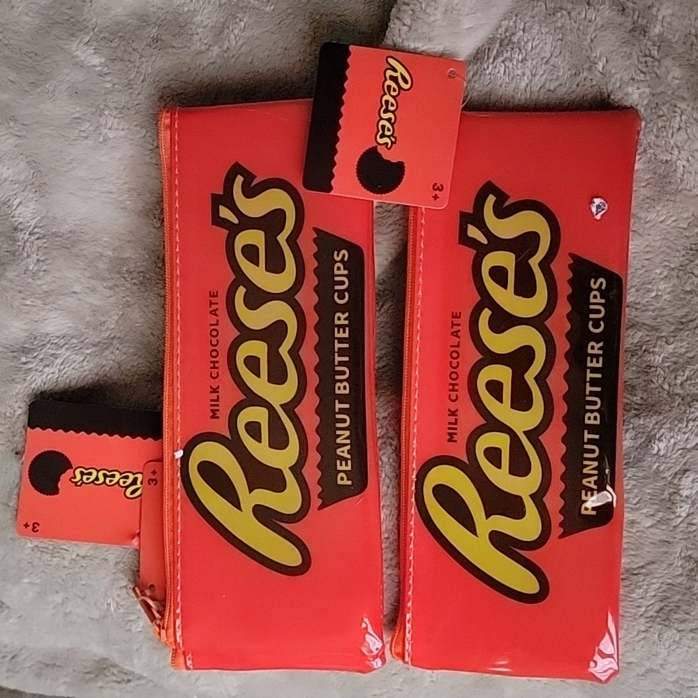 COPY - Reese’s Peanut ButterCup ChocolateVinyl ZipperPencil/Make Up/Coin/Wallet… - Picture 4 of 4